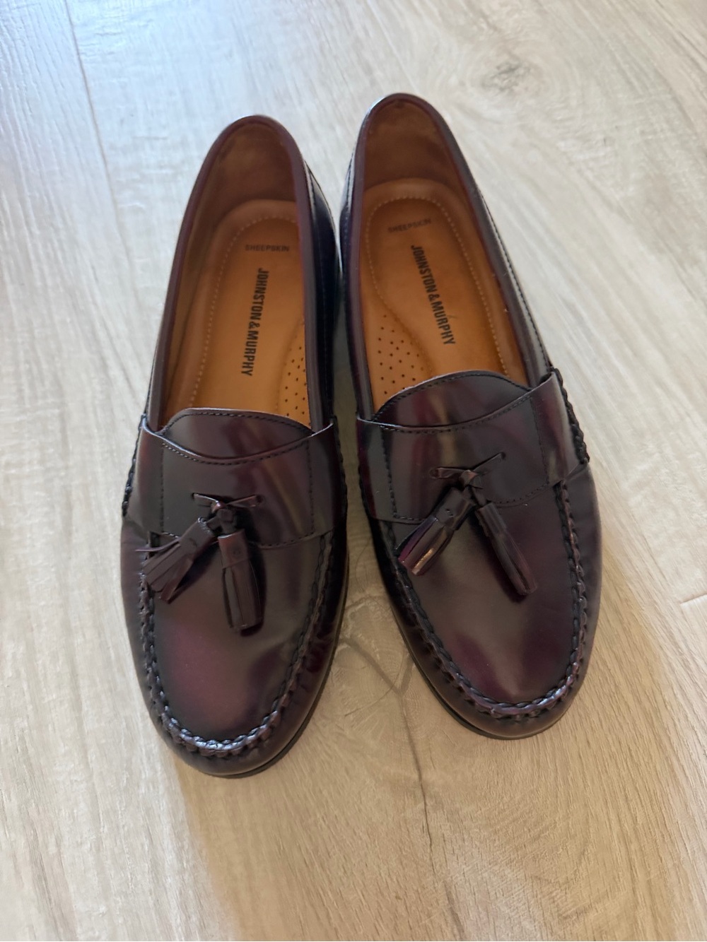 Johnston & Murphy Men’s Burgundy Tassel Loafers